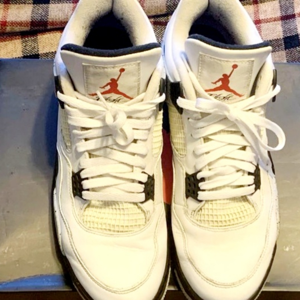 Air Jordan's Cement 4s